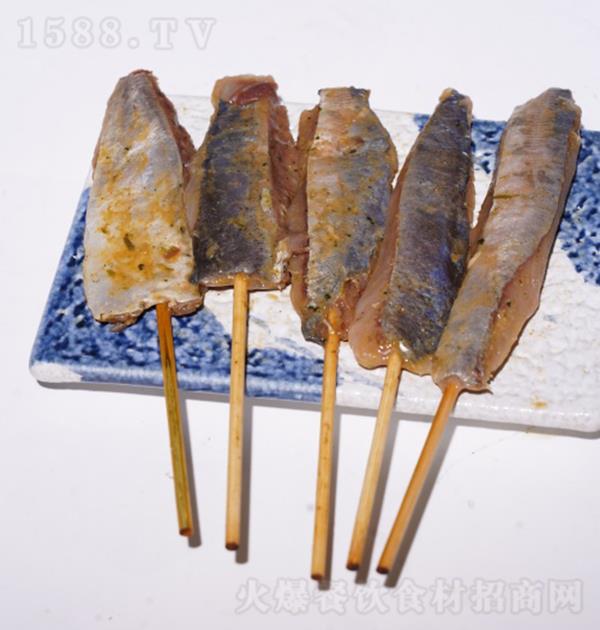 ���S �����~��